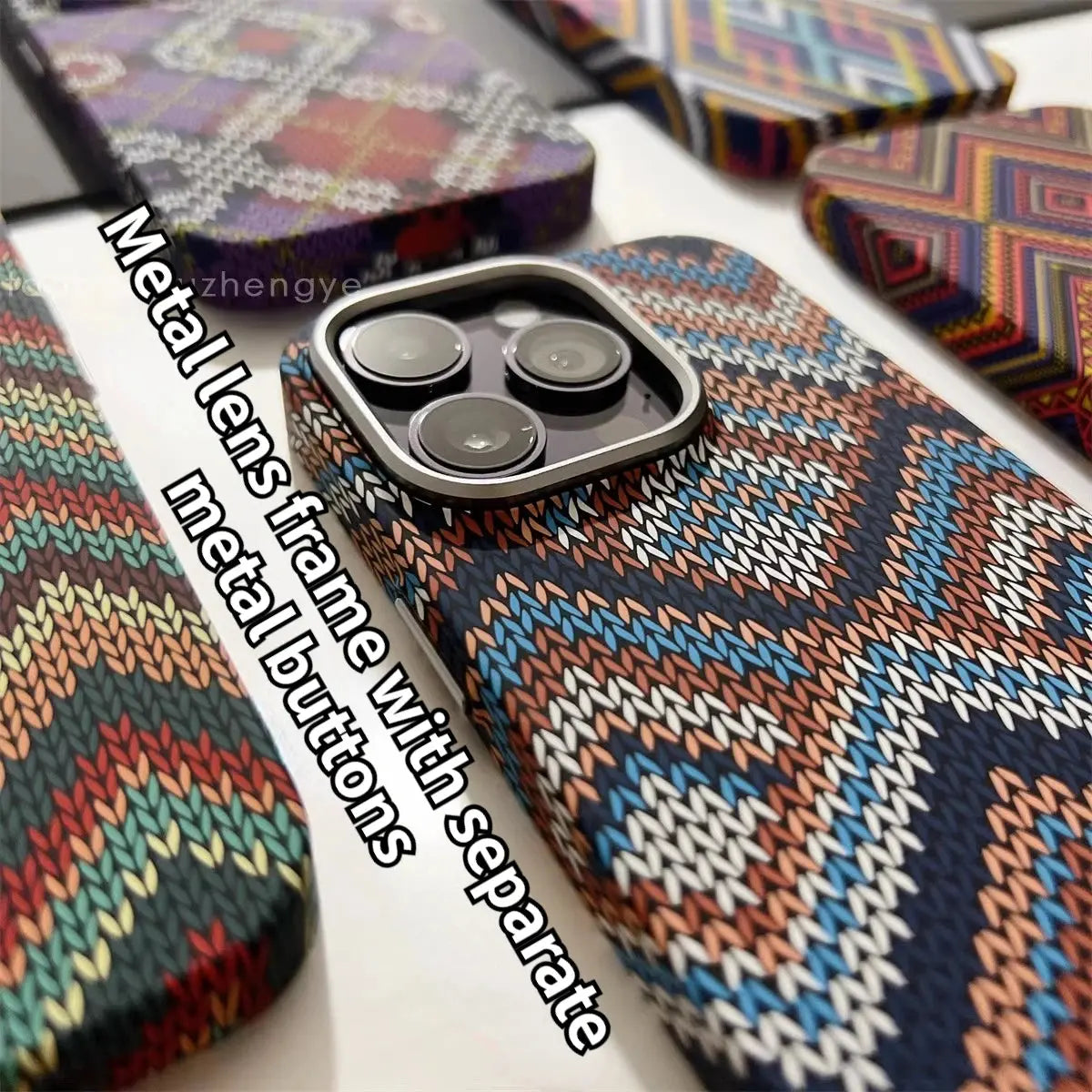 Funda de Fibra de Carbono con Textura Trenzada para iPhone - Carcasa de Alta Gama para iPhone 15 Pro Max, 14, 13, 12 Pro Max, 15 Plus - La zona Apple