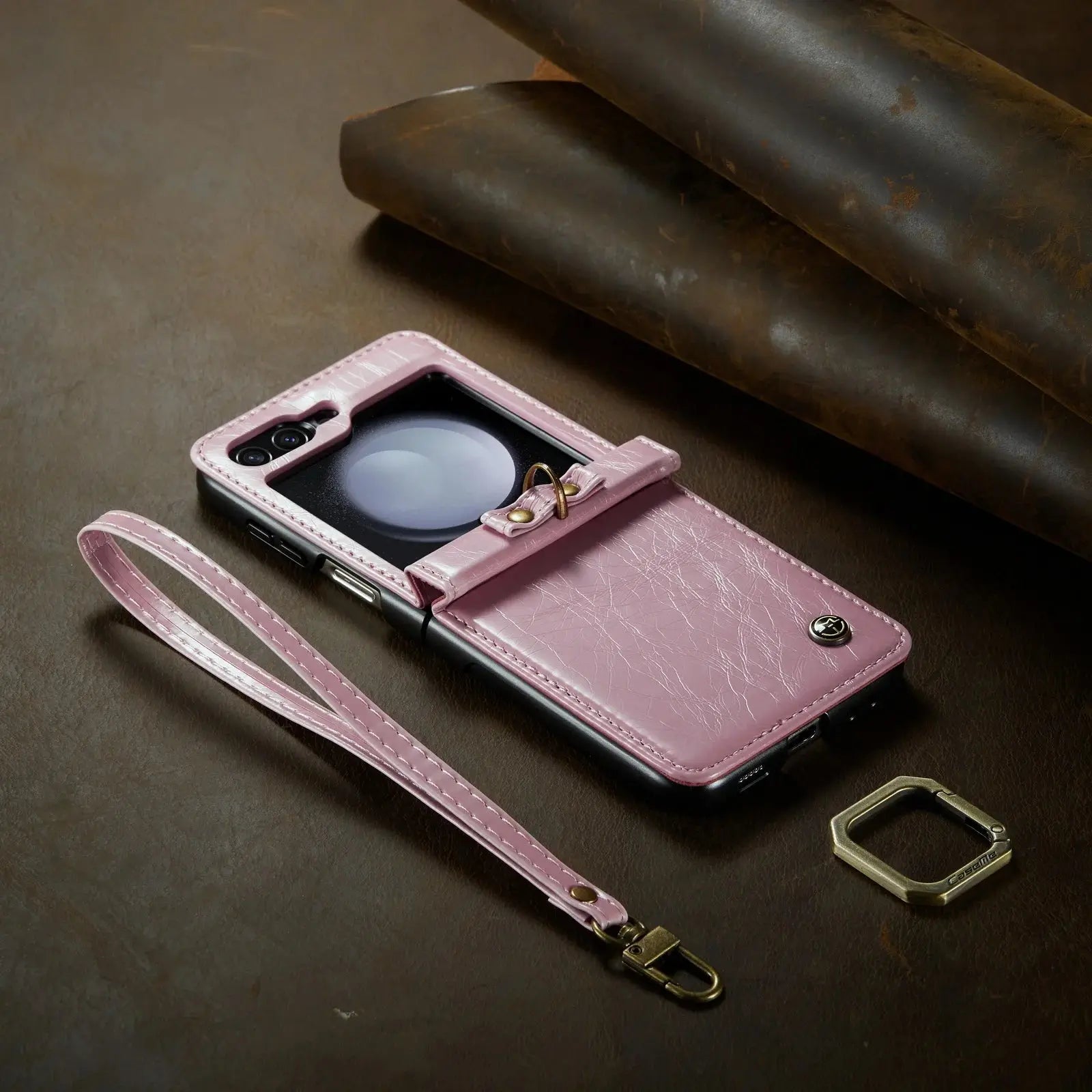 HCOE-Funda de cuero Retro para Samsung Galaxy Z Flip 5 4 3, funda con soporte de anillo con correa para Galaxy Z Flip5 Flip4 Flip3 5G - La zona Apple